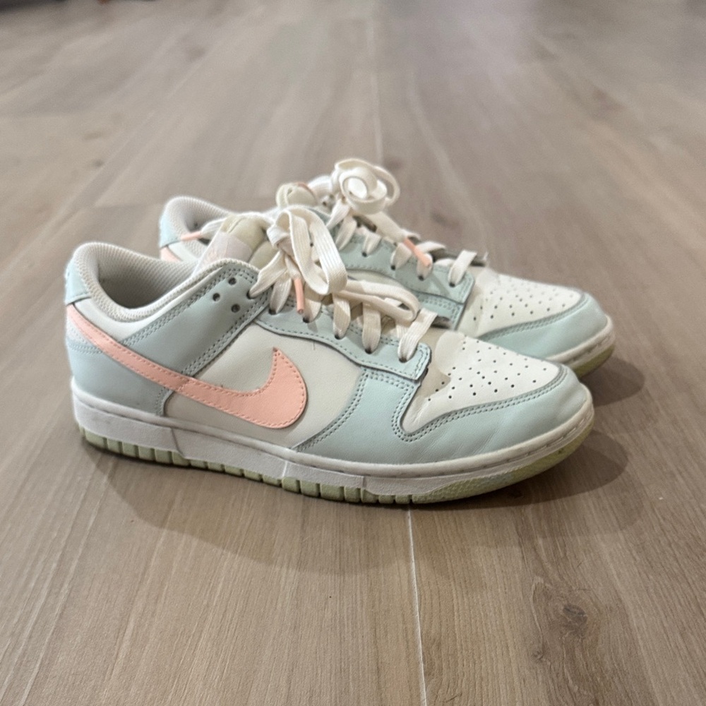 Nike dunk low